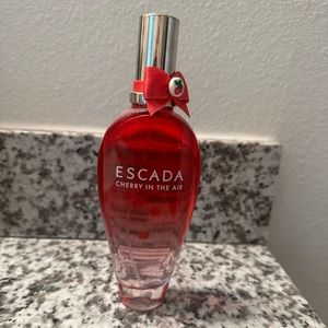 Escasa cherry in the air full size